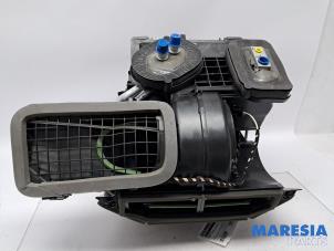 Gebruikte Kachelhuis Renault Megane IV Estate (RFBK) 1.3 TCE 115 16V Prijs € 350,00 Margeregeling aangeboden door Maresia Parts