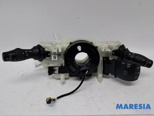 Gebruikte Stuurkolomschakelaar Opel Movano 2.3 CDTi 16V FWD Prijs € 136,13 Inclusief btw aangeboden door Maresia Parts