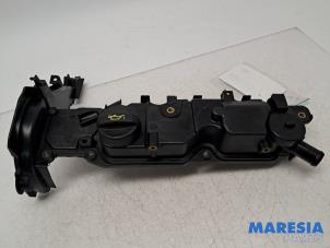 Gebruikte Kleppendeksel Peugeot 5008 I (0A/0E) 1.6 HDiF 16V Prijs € 35,00 Margeregeling aangeboden door Maresia Parts