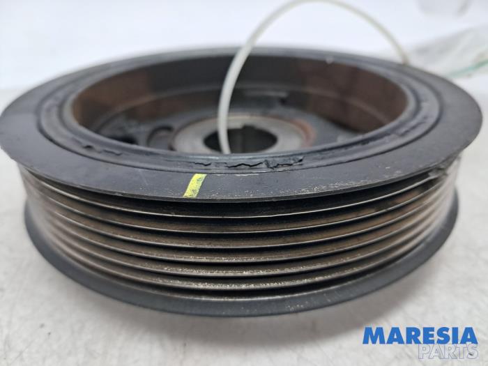 Gebruikte Krukas Poelie Renault Clio IV Estate/Grandtour (7R) 1.2 TCE 16V EDC Prijs € 28,95 Margeregeling aangeboden door Maresia Parts