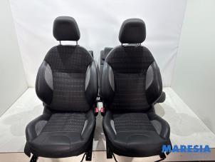 Gebruikte Interieur Bekledingsset Peugeot 2008 (CU) 1.2 Vti 12V PureTech 82 Prijs € 350,00 Margeregeling aangeboden door Maresia Parts