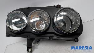 Gebruikte Koplamp rechts Alfa Romeo 159 (939AX) 2.2 JTS 16V Prijs € 74,99 Margeregeling aangeboden door Maresia Parts