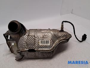 Gebruikte Katalysator Peugeot 3008 I (0U/HU) 2.0 HYbrid4 16V Prijs € 200,00 Margeregeling aangeboden door Maresia Parts