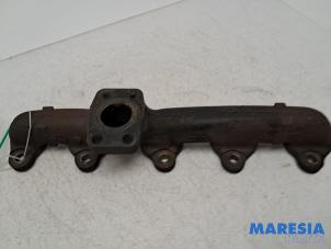 Gebruikte Uitlaatspruitstuk Opel Vivaro 1.5 CDTI 102 Prijs € 30,19 Inclusief btw aangeboden door Maresia Parts