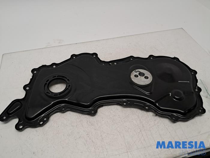 Gebruikte Distributiedeksel Renault Trafic (1FL/2FL/3FL/4FL) 1.6 dCi 95 Prijs € 42,35 Inclusief btw aangeboden door Maresia Parts