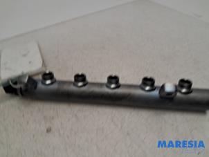 Gebruikte Injector brug Renault Trafic (1FL/2FL/3FL/4FL) 1.6 dCi 95 Prijs € 90,75 Inclusief btw aangeboden door Maresia Parts