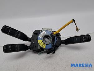 Gebruikte Combischakelaar Stuurkolom Alfa Romeo 159 (939AX) 2.2 JTS 16V Prijs € 75,00 Margeregeling aangeboden door Maresia Parts