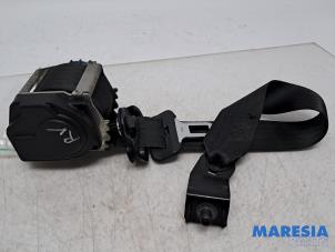 Gebruikte Veiligheidsgordel links-voor Alfa Romeo 159 (939AX) 2.2 JTS 16V Prijs € 40,00 Margeregeling aangeboden door Maresia Parts