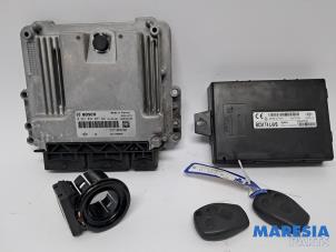 Gebruikte Computer Motormanagement Opel Vivaro 1.6 CDTi BiTurbo Prijs € 361,79 Inclusief btw aangeboden door Maresia Parts