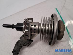 Gebruikte Injector adblue Opel Vivaro 1.6 CDTi BiTurbo Prijs € 151,24 Inclusief btw aangeboden door Maresia Parts