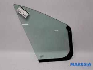 Gebruikte Driehoeks Ruit rechts-voor Opel Vivaro 1.6 CDTi BiTurbo Prijs € 60,50 Inclusief btw aangeboden door Maresia Parts