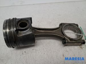 Gebruikte Drijfstang Peugeot Expert (V1/VA/VB/VE/VF/VT/VY) 2.0 Blue HDi 120 16V Prijs € 84,69 Inclusief btw aangeboden door Maresia Parts