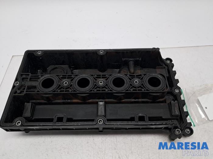 Gebruikte Kleppendeksel Alfa Romeo 159 Sportwagon (939BX) 1.8 MPI 16V Prijs € 99,99 Margeregeling aangeboden door Maresia Parts