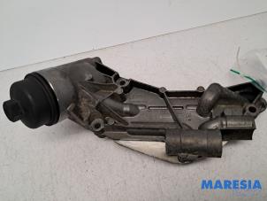 Gebruikte Oliefilterhuis Alfa Romeo 159 Sportwagon (939BX) 1.8 MPI 16V Prijs € 69,69 Margeregeling aangeboden door Maresia Parts