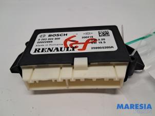 Gebruikte PDC Module Renault Megane IV Estate (RFBK) 1.3 TCE 115 16V Prijs € 74,95 Margeregeling aangeboden door Maresia Parts