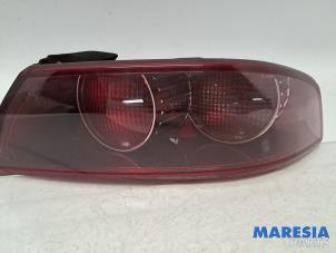 Gebruikte Achterlicht rechts Alfa Romeo 159 Sportwagon (939BX) 1.8 MPI 16V Prijs € 40,00 Margeregeling aangeboden door Maresia Parts