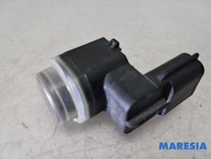Gebruikte Parkeersensor Renault Grand Scénic III (JZ) 2.0 16V CVT Prijs € 19,00 Margeregeling aangeboden door Maresia Parts