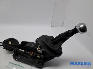 Gebruikte Pook Peugeot 307 CC (3B) 2.0 16V Prijs € 59,00 Margeregeling aangeboden door Maresia Parts