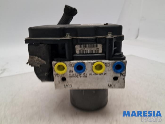 Gebruikte ABS Pomp Peugeot 307 CC (3B) 2.0 16V Prijs € 99,99 Margeregeling aangeboden door Maresia Parts