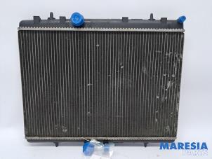 Gebruikte Radiateur Peugeot 307 CC (3B) 2.0 16V Prijs € 20,00 Margeregeling aangeboden door Maresia Parts