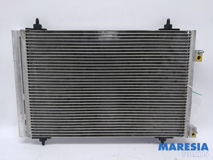 Gebruikte Airco Condensor Peugeot 307 CC (3B) 2.0 16V Prijs € 25,00 Margeregeling aangeboden door Maresia Parts