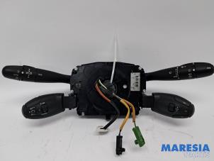 Gebruikte Combischakelaar Stuurkolom Peugeot 207 SW (WE/WU) 1.6 16V Prijs € 100,00 Margeregeling aangeboden door Maresia Parts