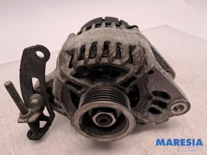 Gebruikte Alternator Peugeot 107 1.0 12V Prijs € 85,00 Margeregeling aangeboden door Maresia Parts