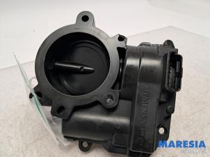 Gebruikte Gasklephuis Peugeot 207 CC (WB) 1.6 16V THP Prijs € 149,99 Margeregeling aangeboden door Maresia Parts