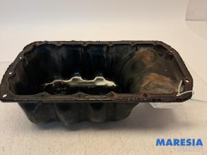 Gebruikte Carterpan Peugeot 207 CC (WB) 1.6 16V THP Prijs € 24,99 Margeregeling aangeboden door Maresia Parts