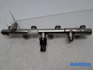 Gebruikte Galerij (Injectie) Renault Scénic IV (RFAJ) 1.3 TCE 140 16V Prijs € 50,00 Margeregeling aangeboden door Maresia Parts