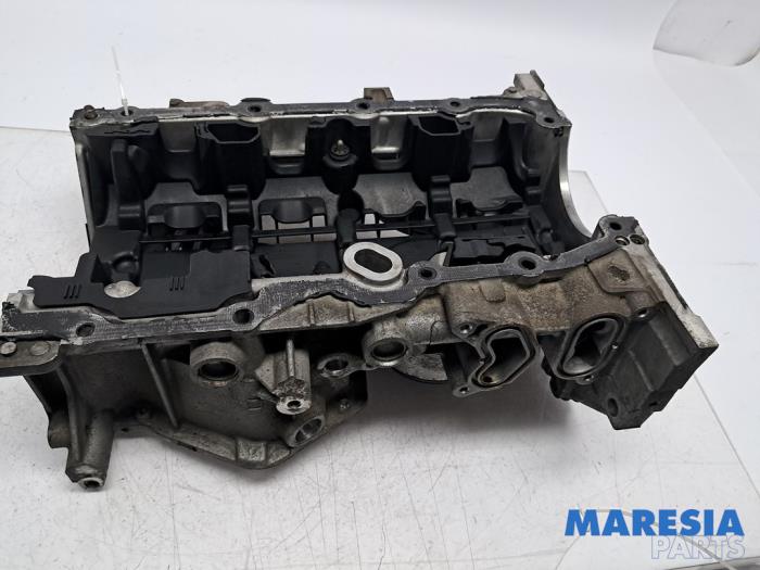 Gebruikte Carterpan Renault Scénic IV (RFAJ) 1.3 TCE 140 16V Prijs € 105,00 Margeregeling aangeboden door Maresia Parts