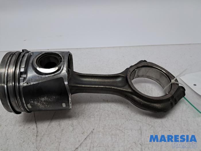 Gebruikte Drijfstang Fiat Ducato (250) 3.0 140 Natural Power Prijs € 127,05 Inclusief btw aangeboden door Maresia Parts