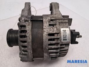 Gebruikte Dynamo Renault Megane III Berline (BZ) 1.4 16V TCe 130 Prijs € 50,00 Margeregeling aangeboden door Maresia Parts