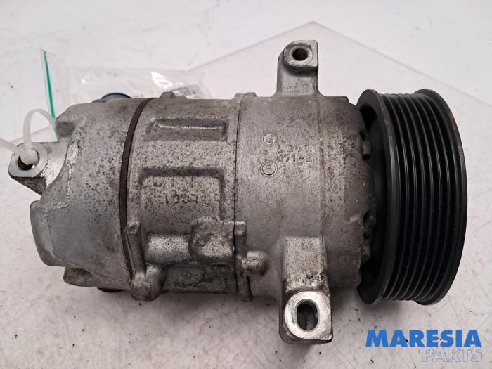 Gebruikte Aircopomp Renault Megane III Berline (BZ) 1.4 16V TCe 130 Prijs € 279,00 Margeregeling aangeboden door Maresia Parts