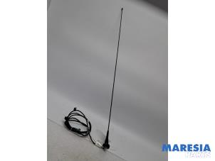 Gebruikte Antenne Peugeot 107 1.0 12V Prijs € 15,00 Margeregeling aangeboden door Maresia Parts
