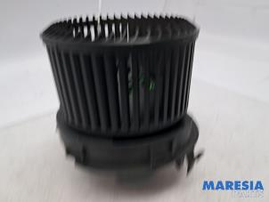 Gebruikte Aanjager Peugeot 107 1.0 12V Prijs € 25,00 Margeregeling aangeboden door Maresia Parts