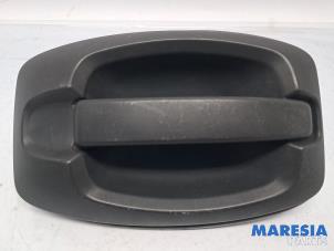 Gebruikte Portiergreep 2Deurs rechts Fiat Ducato (250) 2.0 D 115 Multijet Prijs € 30,25 Inclusief btw aangeboden door Maresia Parts