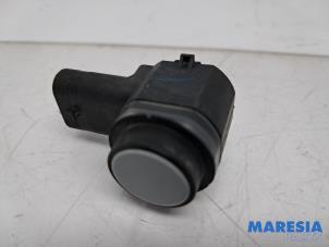 Gebruikte PDC Sensor Fiat 500 (312) Electric Prijs € 30,25 Inclusief btw aangeboden door Maresia Parts