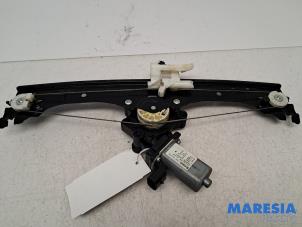 Gebruikte Raammechaniek 2Deurs rechts-voor Fiat 500 (312) 1.2 Prijs € 35,00 Margeregeling aangeboden door Maresia Parts
