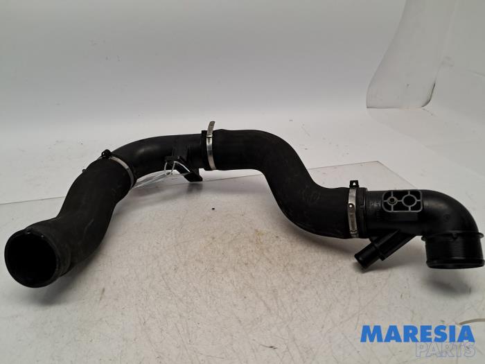 Gebruikte Intercooler Slang Fiat Ducato (250) 3.0 140 Natural Power Prijs € 107,69 Inclusief btw aangeboden door Maresia Parts