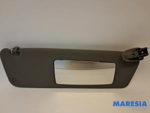 Gebruikte Zonneklep Renault Master III (MA/MB/MC/MD/MH/MF/MG/MH) 2.3 dCi 16V Prijs € 30,25 Inclusief btw aangeboden door Maresia Parts