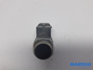Gebruikte PDC Sensor Renault Grand Scénic III (JZ) 1.6 dCi Prijs € 19,50 Margeregeling aangeboden door Maresia Parts