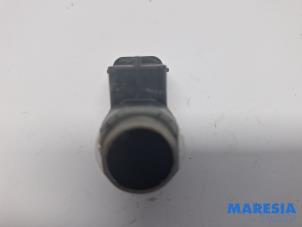 Gebruikte PDC Sensor Renault Grand Scénic III (JZ) 1.6 dCi Prijs € 19,50 Margeregeling aangeboden door Maresia Parts