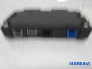 Gebruikte Module Telefoon Renault Grand Scénic III (JZ) 1.6 dCi Prijs € 35,00 Margeregeling aangeboden door Maresia Parts