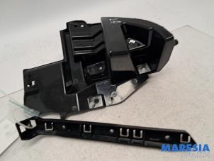 Gebruikte Bumpersteun links-achter Alfa Romeo Junior 1.2 Ibrida Prijs € 20,00 Margeregeling aangeboden door Maresia Parts