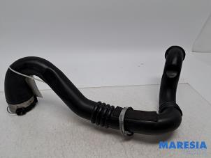 Gebruikte Intercooler Buis Renault Master III (MA/MB/MC/MD/MH/MF/MG/MH) 2.3 dCi 16V Prijs € 57,17 Inclusief btw aangeboden door Maresia Parts
