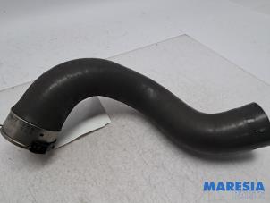 Gebruikte Intercooler Slang Renault Trafic (1FL/2FL/3FL/4FL) 1.6 dCi 90 Prijs € 42,35 Inclusief btw aangeboden door Maresia Parts