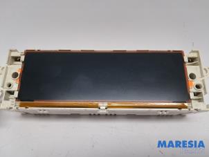 Gebruikte Display Interieur Peugeot 207 CC (WB) 1.6 16V THP Prijs € 34,99 Margeregeling aangeboden door Maresia Parts