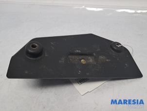 Gebruikte Luchtgeleider Fiat Ducato (250) 2.0 D 115 Multijet Prijs € 18,15 Inclusief btw aangeboden door Maresia Parts