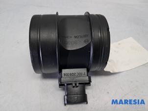 Gebruikte Luchthoeveelheidsmeter Fiat Ducato (250) 2.0 D 115 Multijet Prijs € 48,40 Inclusief btw aangeboden door Maresia Parts